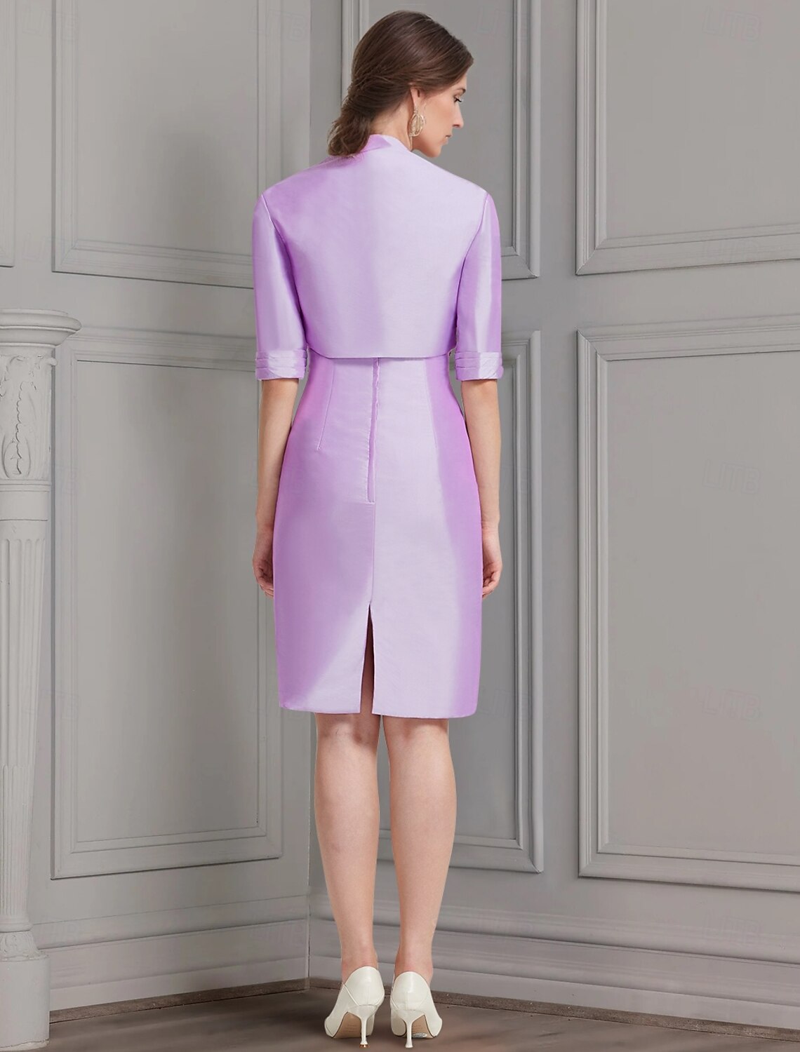 Buyishang Sheath / Column Dress Suit Mother of the Bride Dress Elegant Vintage Jewel Neck Knee Length Satin Lace Half Sleeve Jacket Dresses with Embroidery Appliques